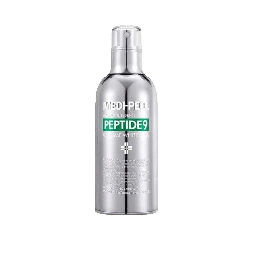 Zilveren fles met sproeikop. Opschrift: MEDI-PEEL, PEPTIDE 9, Volume White Cica. Groene tekst.