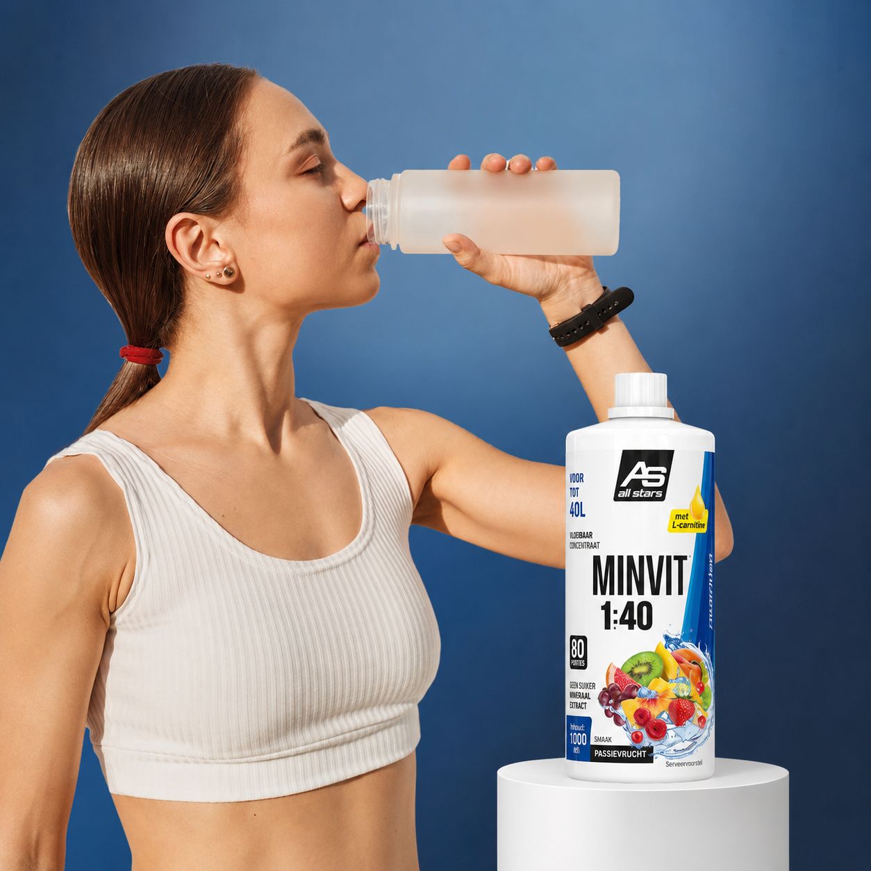 Fles All Stars MINVIT 1:40 passievrucht met voedingswaardentabel.