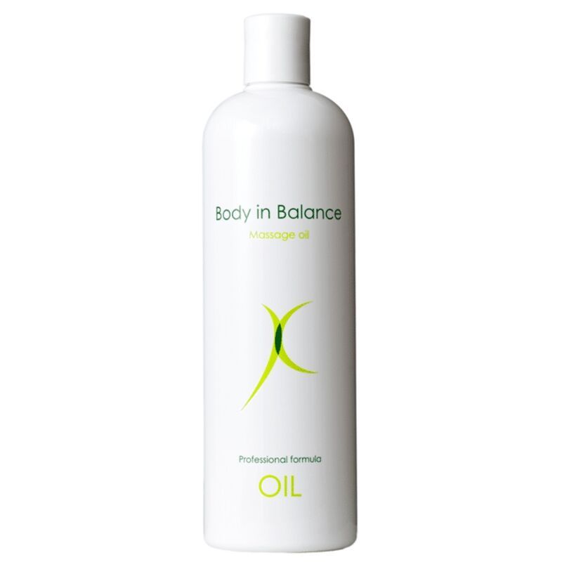 Witte fles met groen etiket. Tekst: Body in Balance Massage Oil, Professional formula OIL. Groen logo.