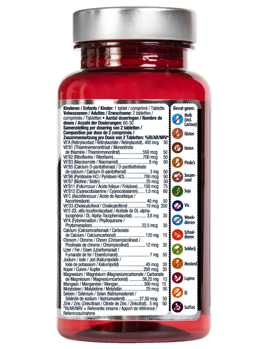 Achterkant rode fles met ingrediëntenlijst en voedingswaarde. Tekst in het Nederlands. Bevat informatie over vitaminen en mineralen.