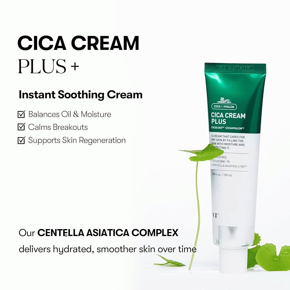 Tube de Cica Cream Plus. Tube vert et blanc avec bouchon vert. Texte Cica Cream Plus. Feuilles et texte.