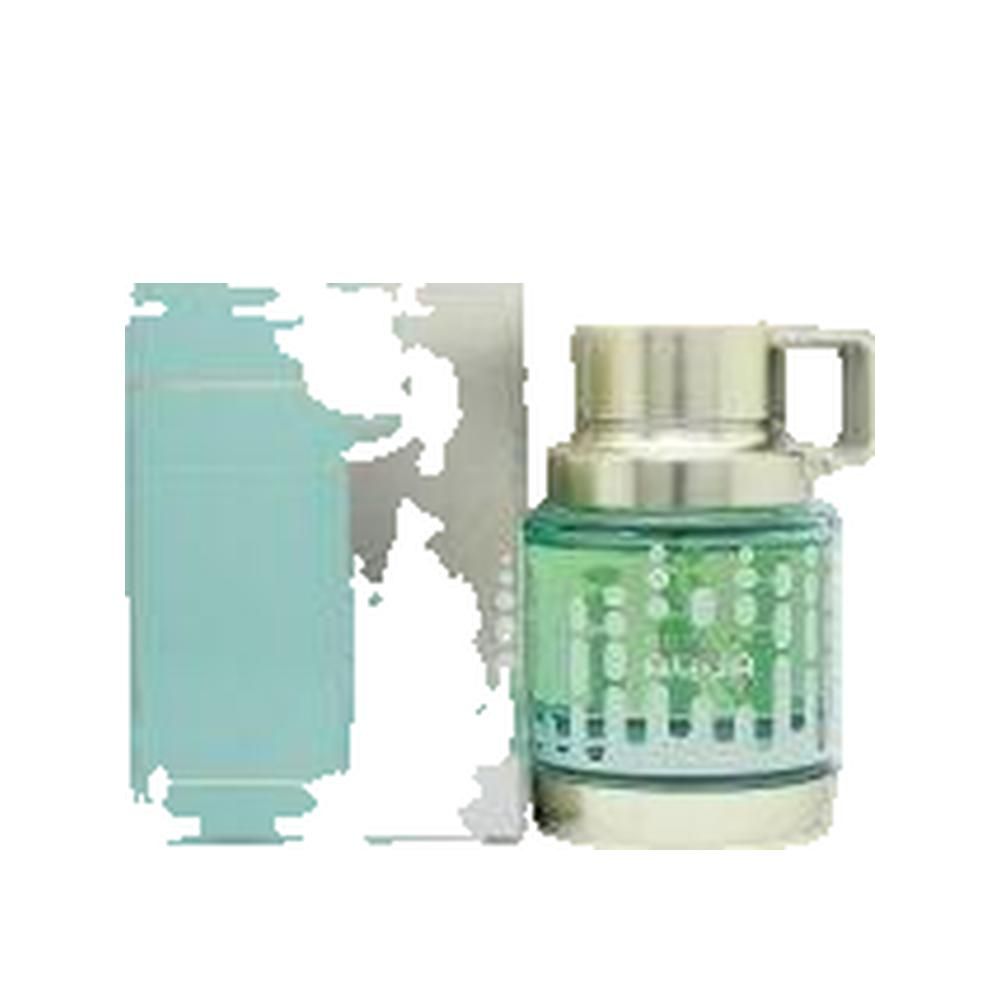 Flacon de parfum en verre vert avec bouchon et poignée argentés. Emballage bleu clair à côté. Inscription AQUA.