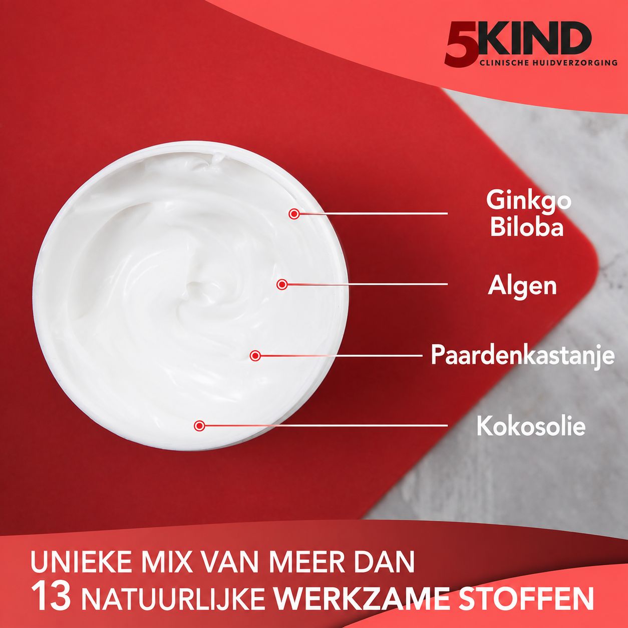 Open pot met witte crème, met ingrediënten: Ginkgo Biloba, Algen, Paardenkastanje, Kokosolie.