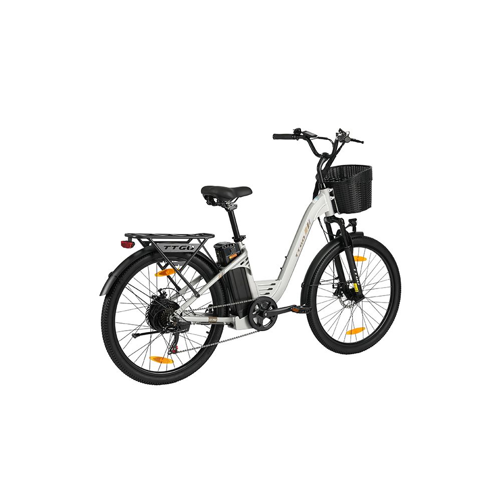 Vélo électrique gris avec panier noir, porte-bagages et garde-boue. Réflecteurs jaunes sur les roues.
