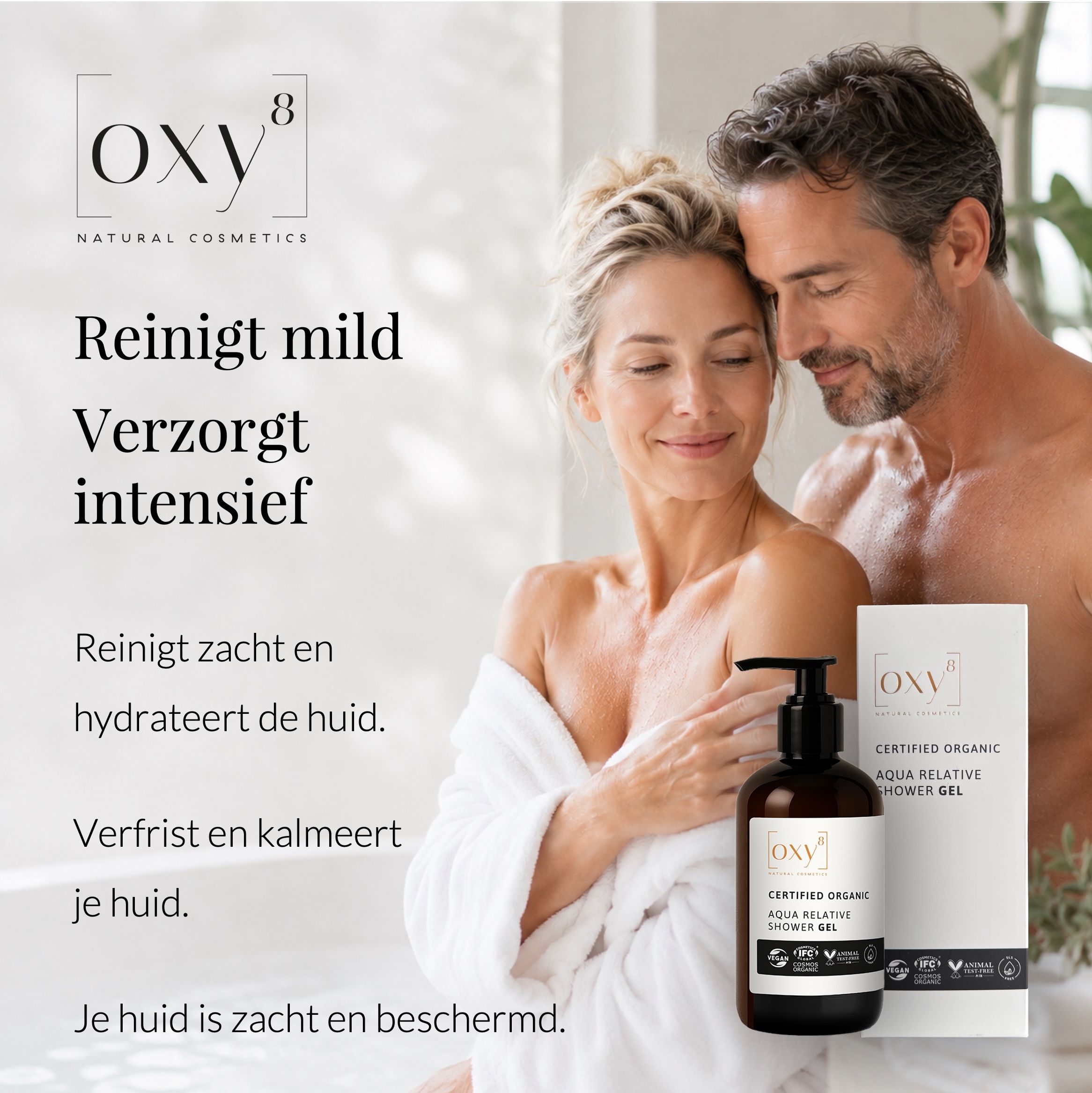 Man met douchegel-fles en doosje.