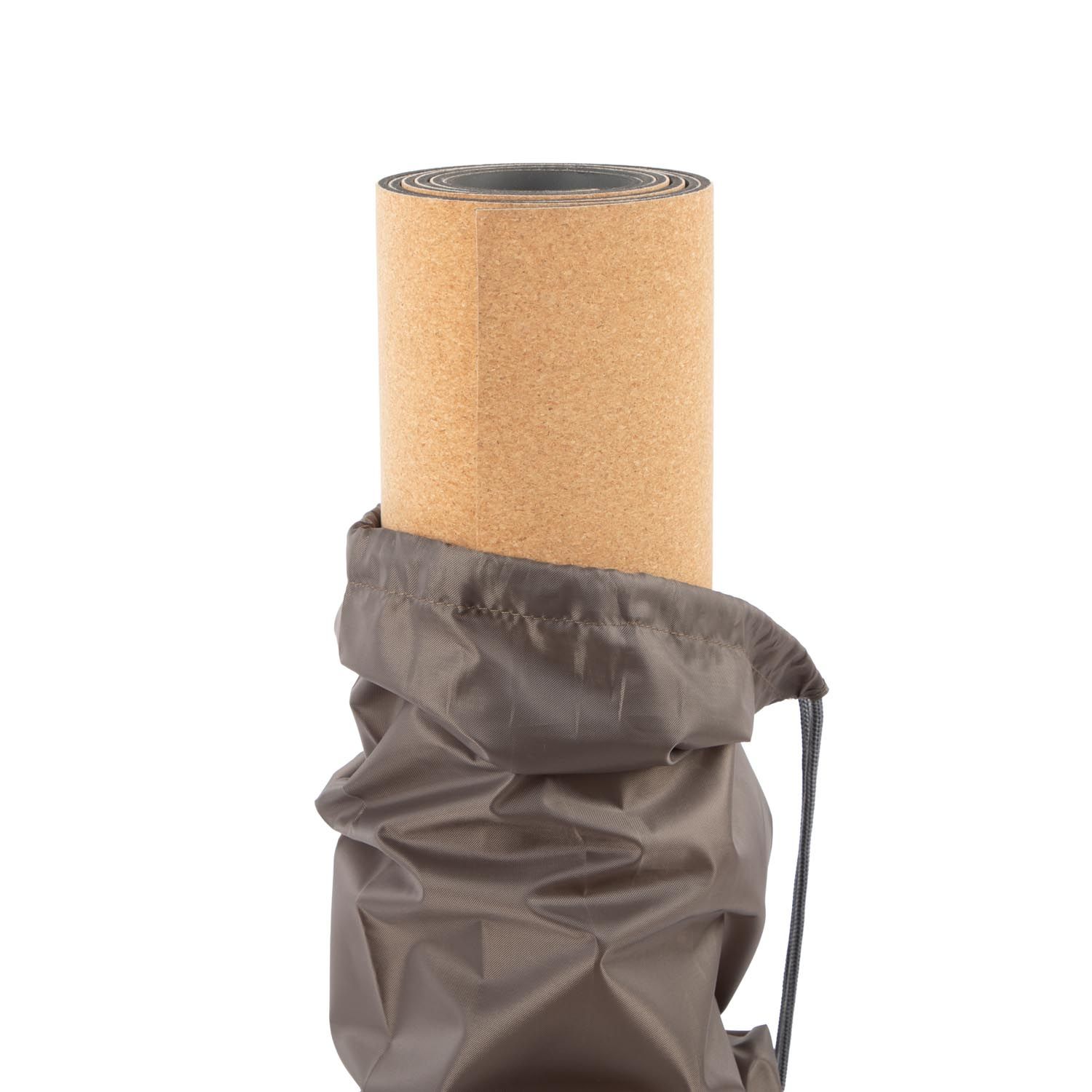Tapis de yoga marron dans un sac taupe en polyester avec cordon de serrage.