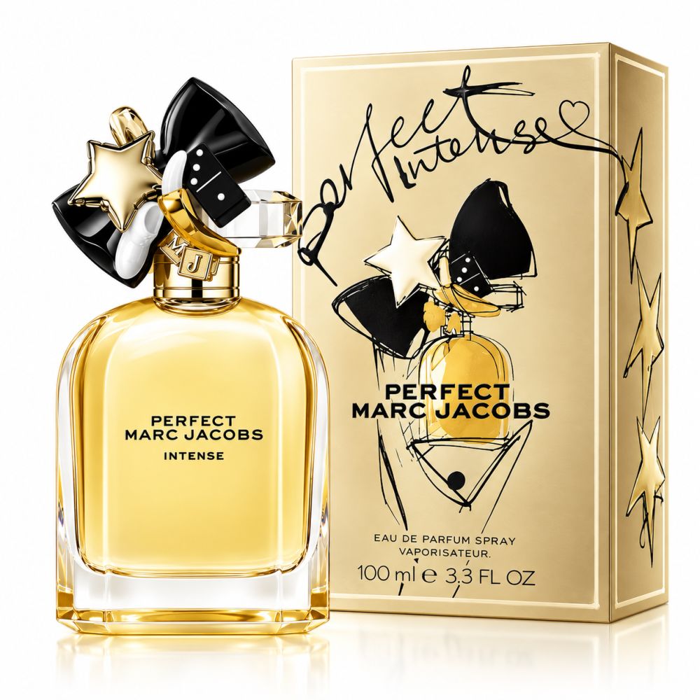 Flacon et boîte Marc Jacobs Perfect Intense Eau de Parfum avec motif étoile et nœud.