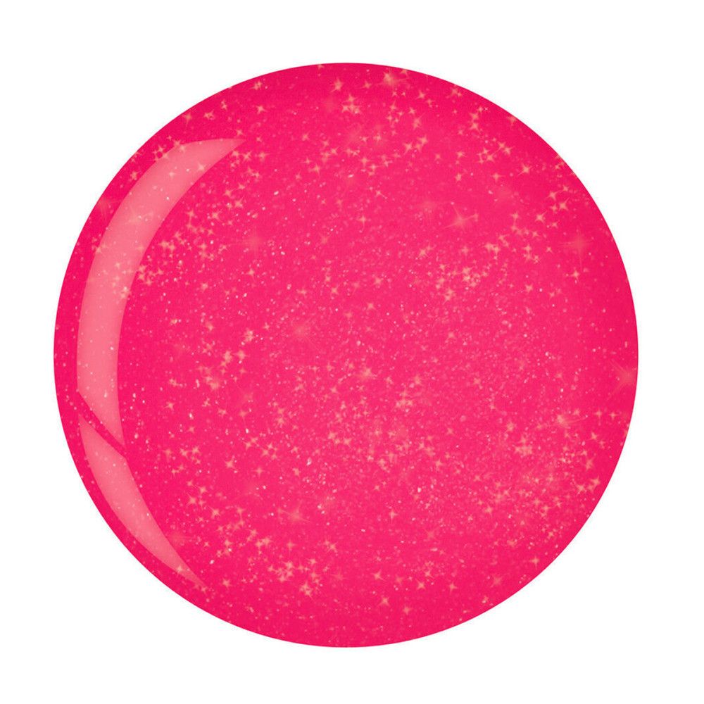 Tache ronde de vernis à ongles rose vif. Le vernis a une surface brillante et est parsemé de petites particules.
