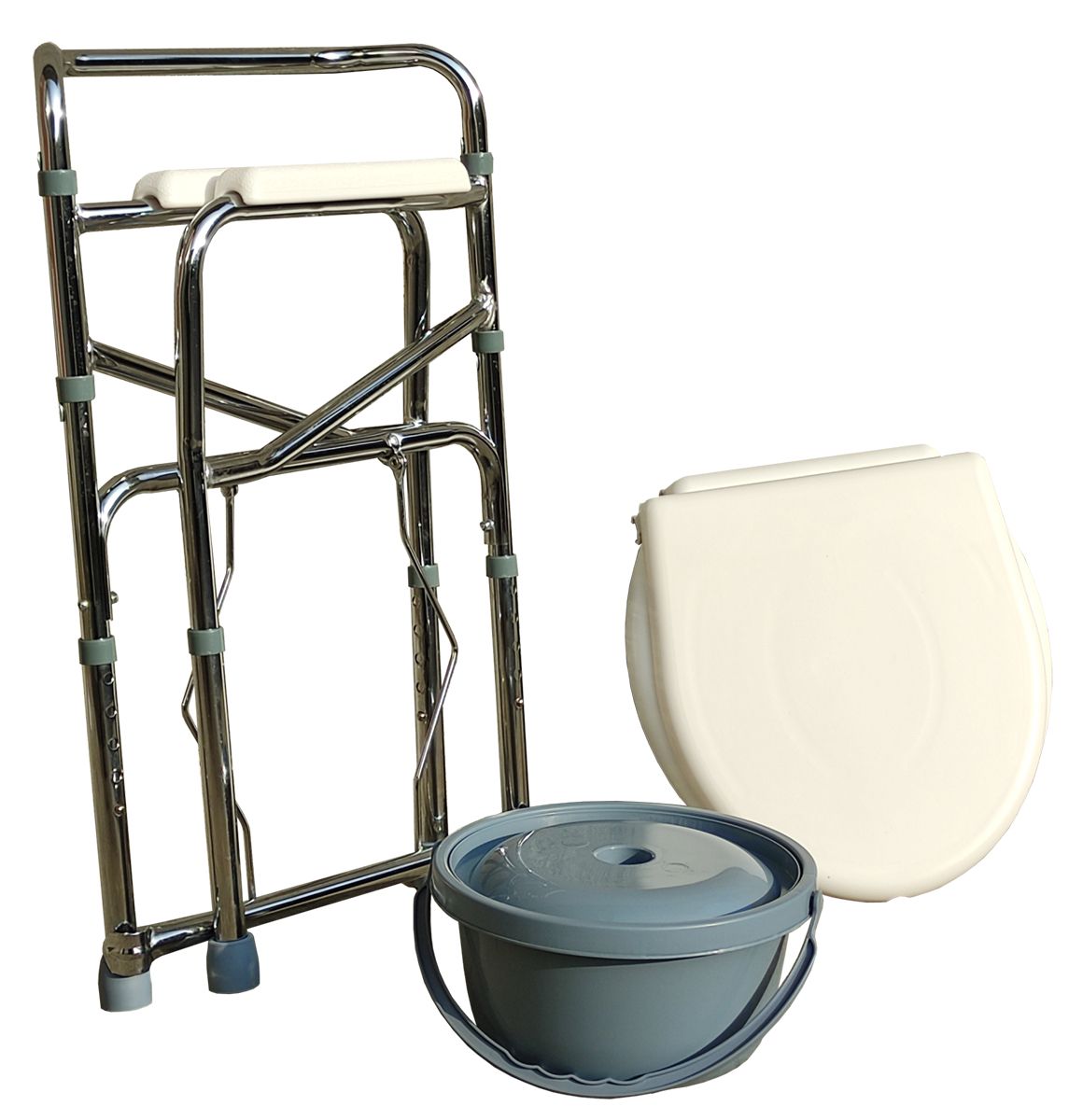 Chaise de toilette pliée, siège de toilette et seau. Cadre métallique, siège blanc, seau bleu.