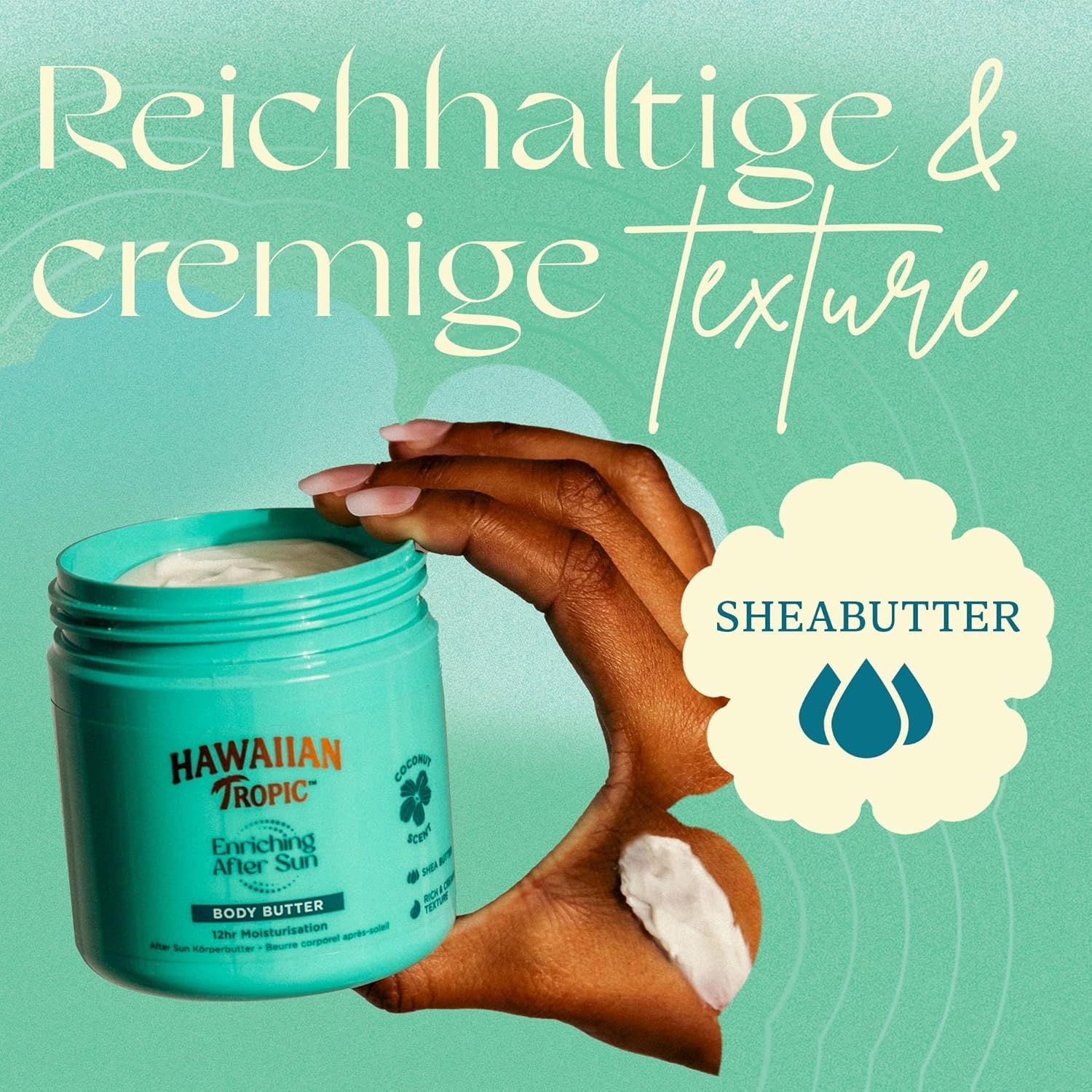 Main avec produit sur le doigt. Pot turquoise. Inscription: Hawaiian Tropic, Enriching After Sun, Body Butter. Texte: Beurre de karité.