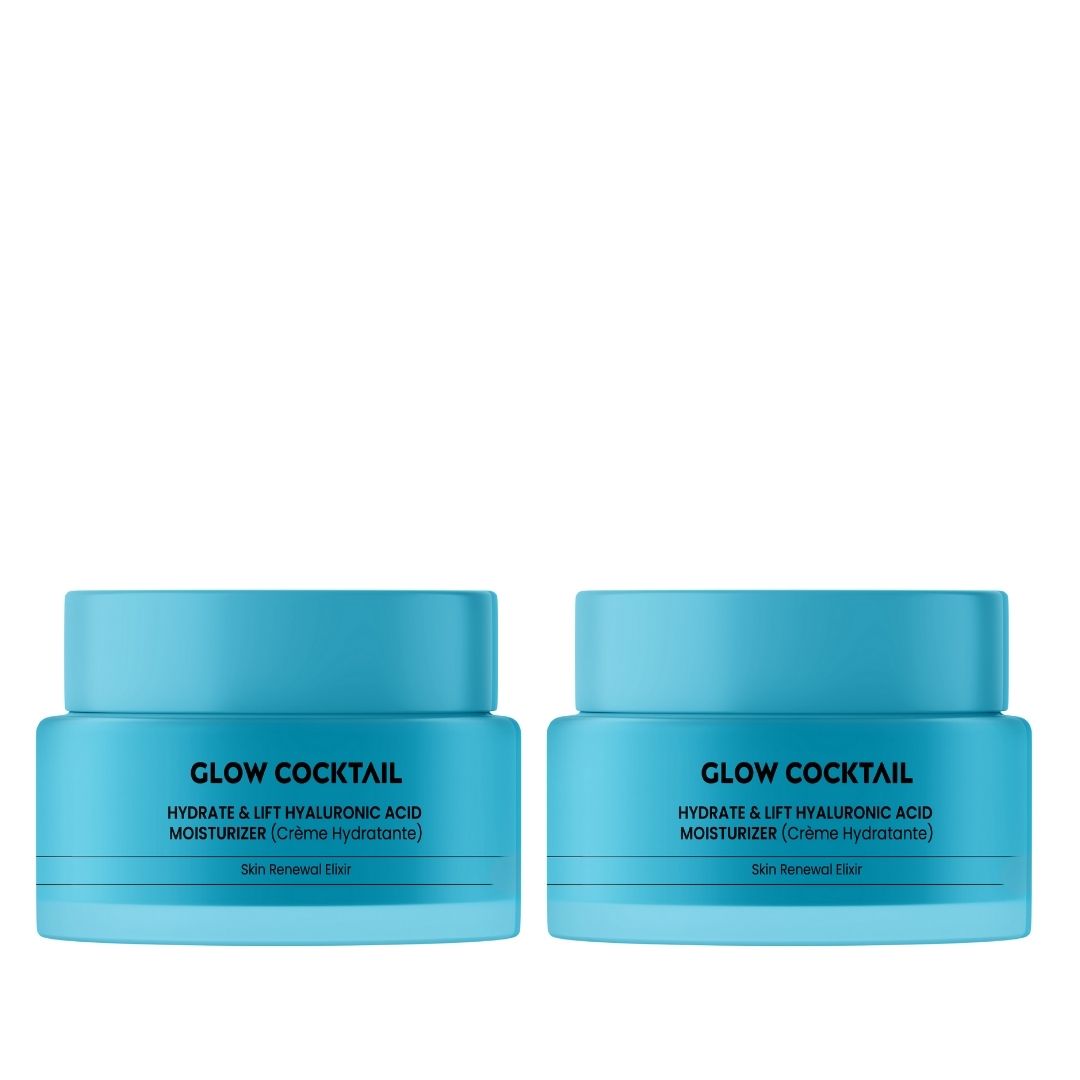 Deux pots bleus avec texte blanc. Inscription : Glow Cocktail, Hydrate & Lift Hyaluronic Acid Moisturizer.