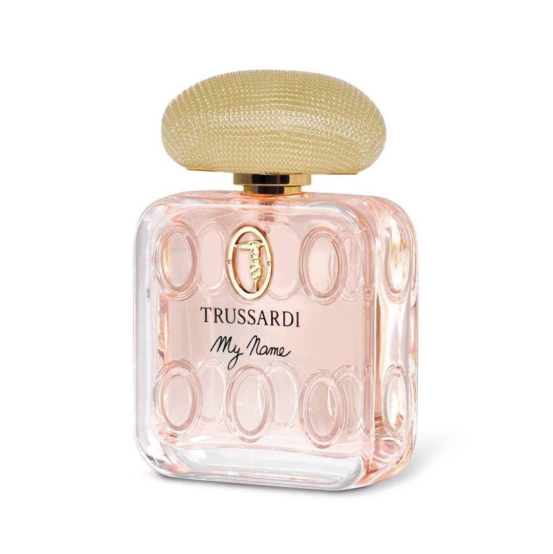Flacon Trussardi My Name Eau de Parfum avec bouchon doré et ornements ovales.
