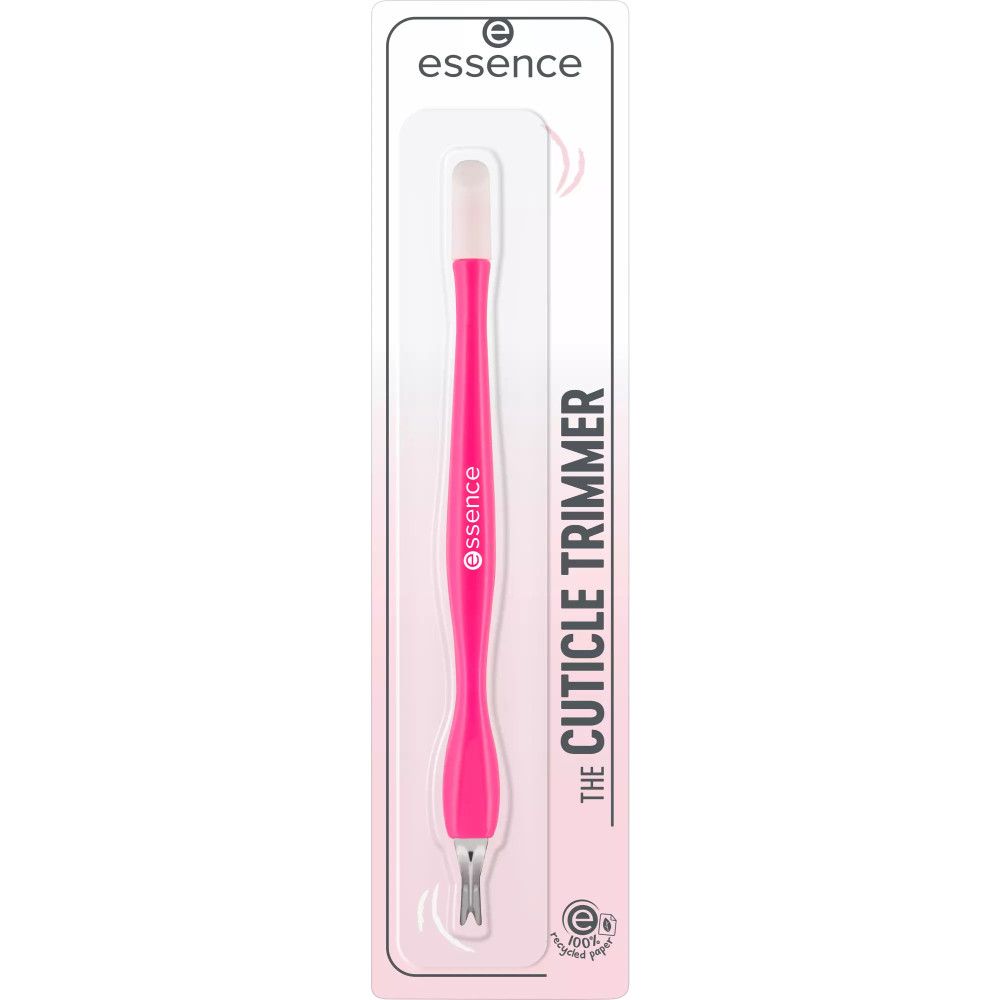 Coupe-cuticules Essence en emballage. Manche rose, lame métallique, emballage transparent, fond blanc.