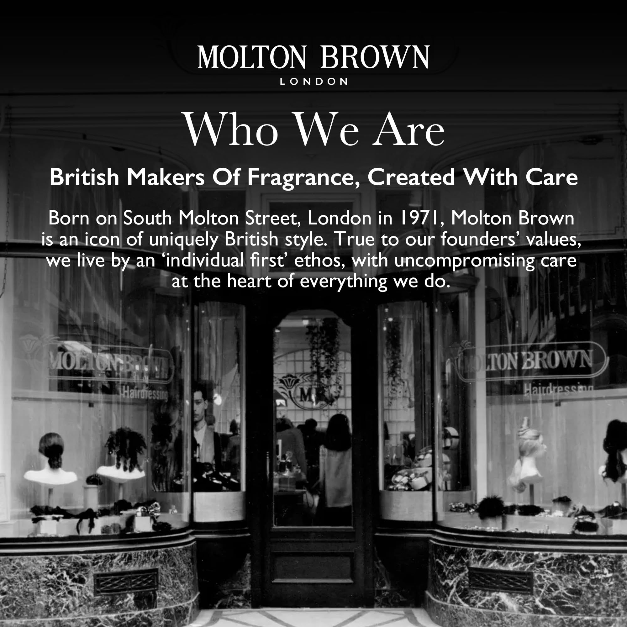 Molton Brown flessen: bodylotion, douchegel en geur.