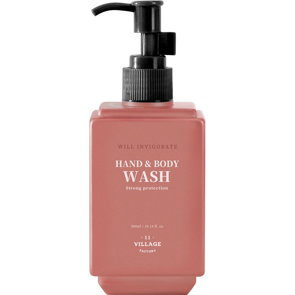 Roze hand- en bodywash fles met zwarte pomp. Tekst: WILL INVIGORATE, HAND & BODY WASH, Strong protection, 11 VILLAGE FACTORY.