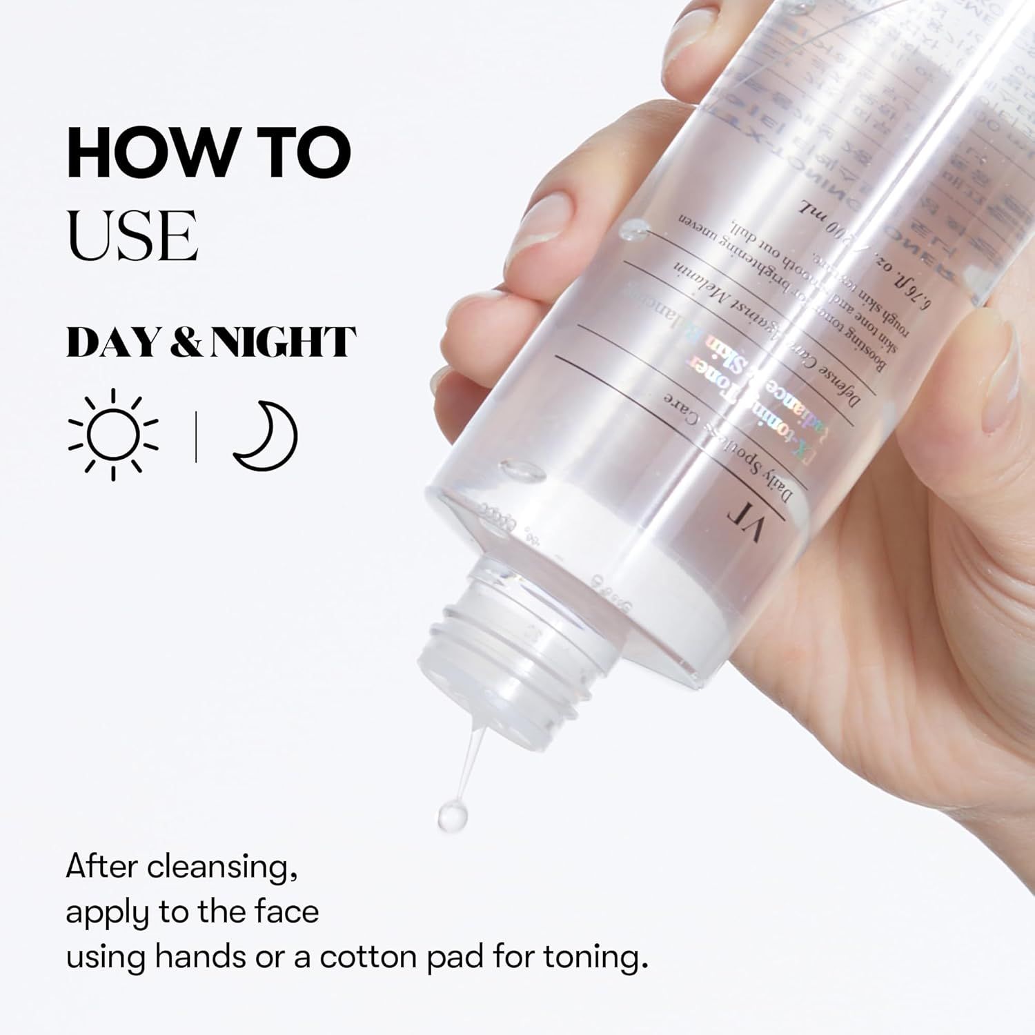 Main tenant un flacon de toner. Texte: How to Use, Day & Night. Après le nettoyage, appliquer sur le visage avec les mains ou un coton.