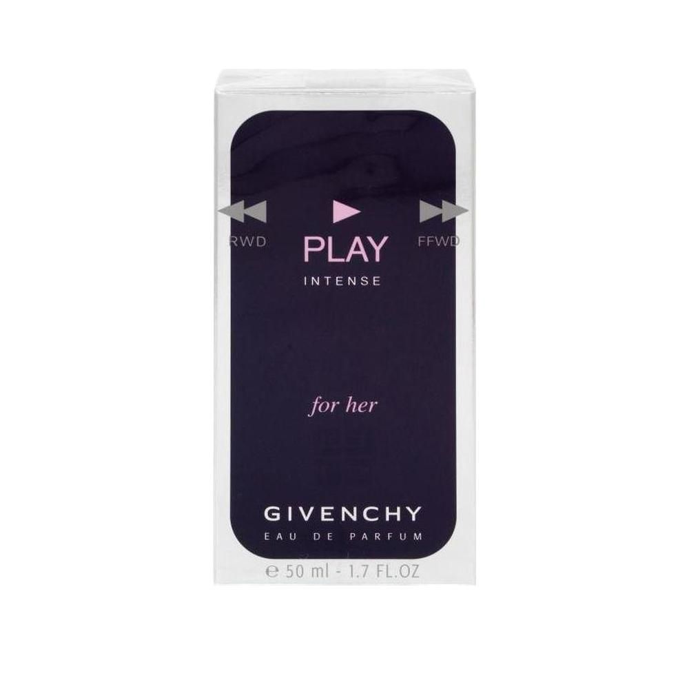 Givenchy Play Intense for Her. Boîte avec face violette. Texte: PLAY INTENSE for her, Givenchy Eau de Parfum. Symboles flèches. 50 ml.