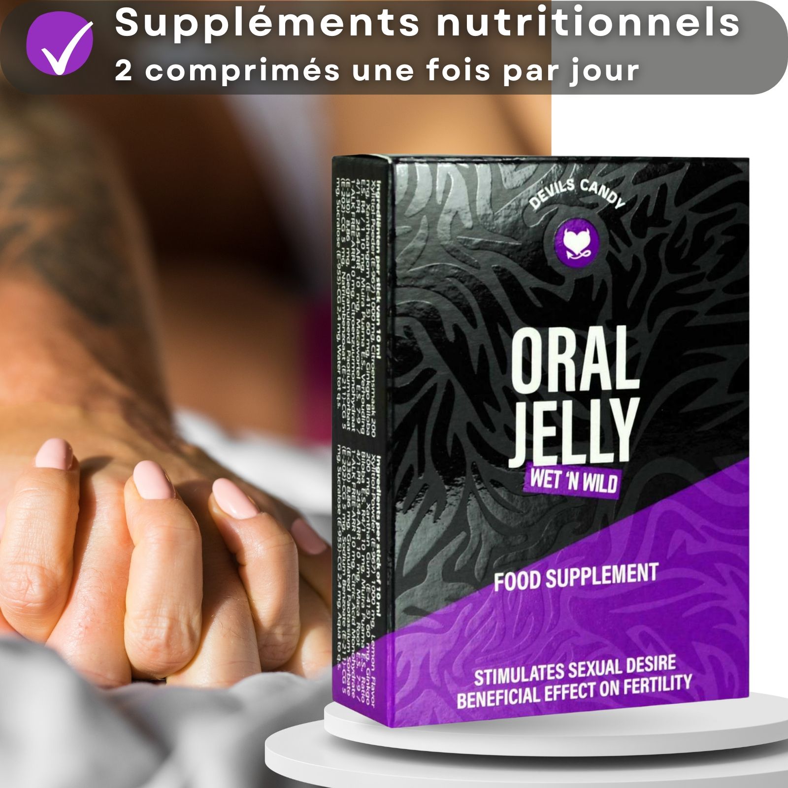 Emballage du produit avec texte. Mains se touchant. Texte : Oral Jelly, Food Supplement.