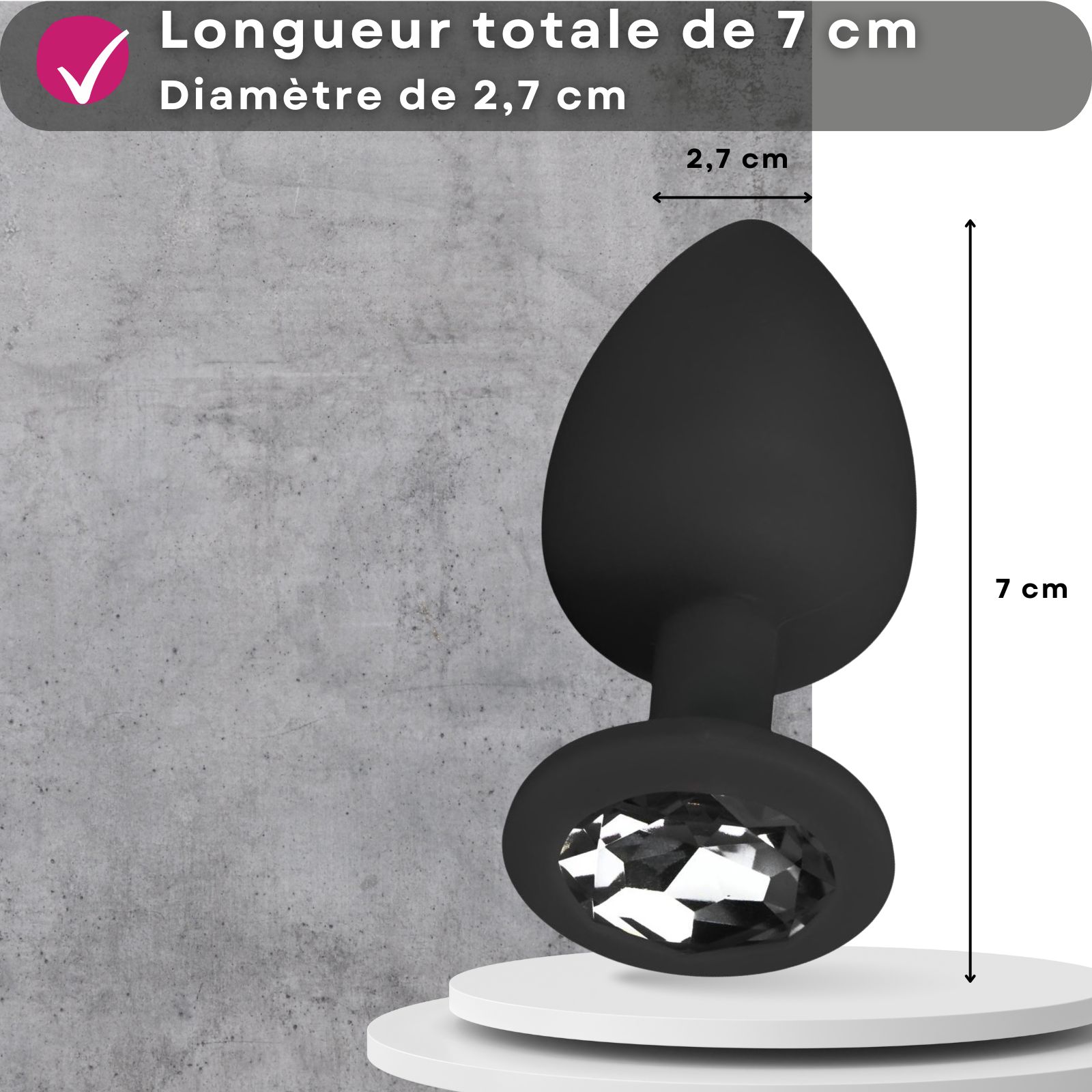 Plug anal noir avec pierre. Dimensions : 7 cm de long, 2,7 cm de diamètre.