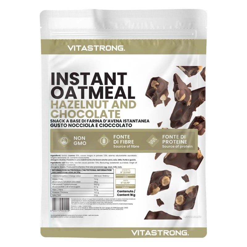 Vitastrong Instant Oatmeal, Hazelnut & Choco. Sachet avec informations produit. Morceaux de chocolat et noisettes.