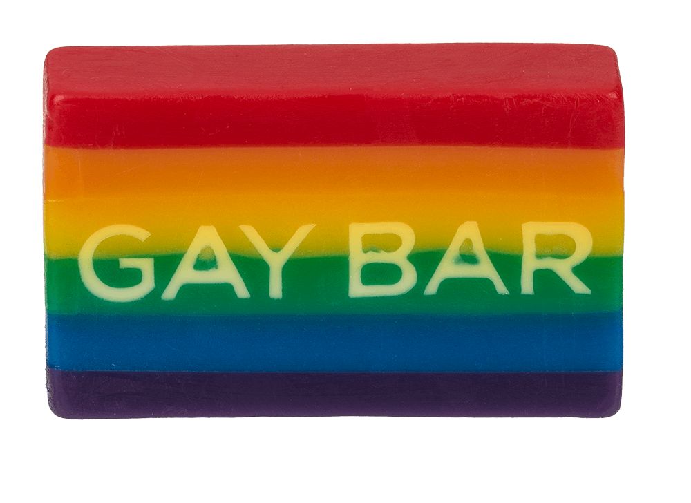 Regenboogzeep met de tekst GAY BAR. Rechthoekige vorm.