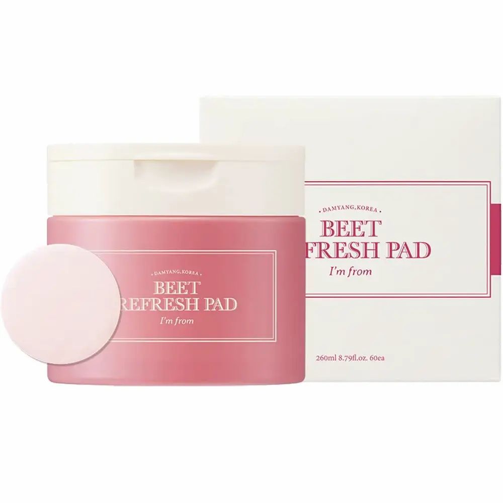 Roze pot met witte deksel en verpakking. Opschrift: BEET REFRESH PAD, i'm from. Pads ernaast.