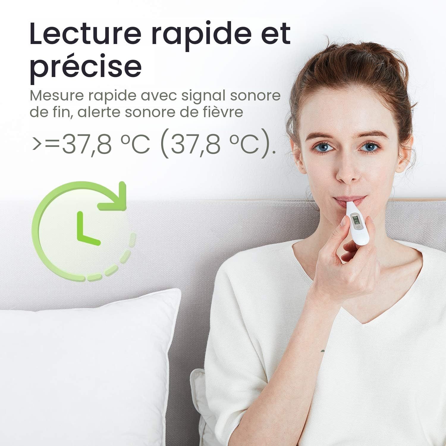 Une femme tient un thermomètre numérique sous sa langue. L'écran affiche 37,8 °C.