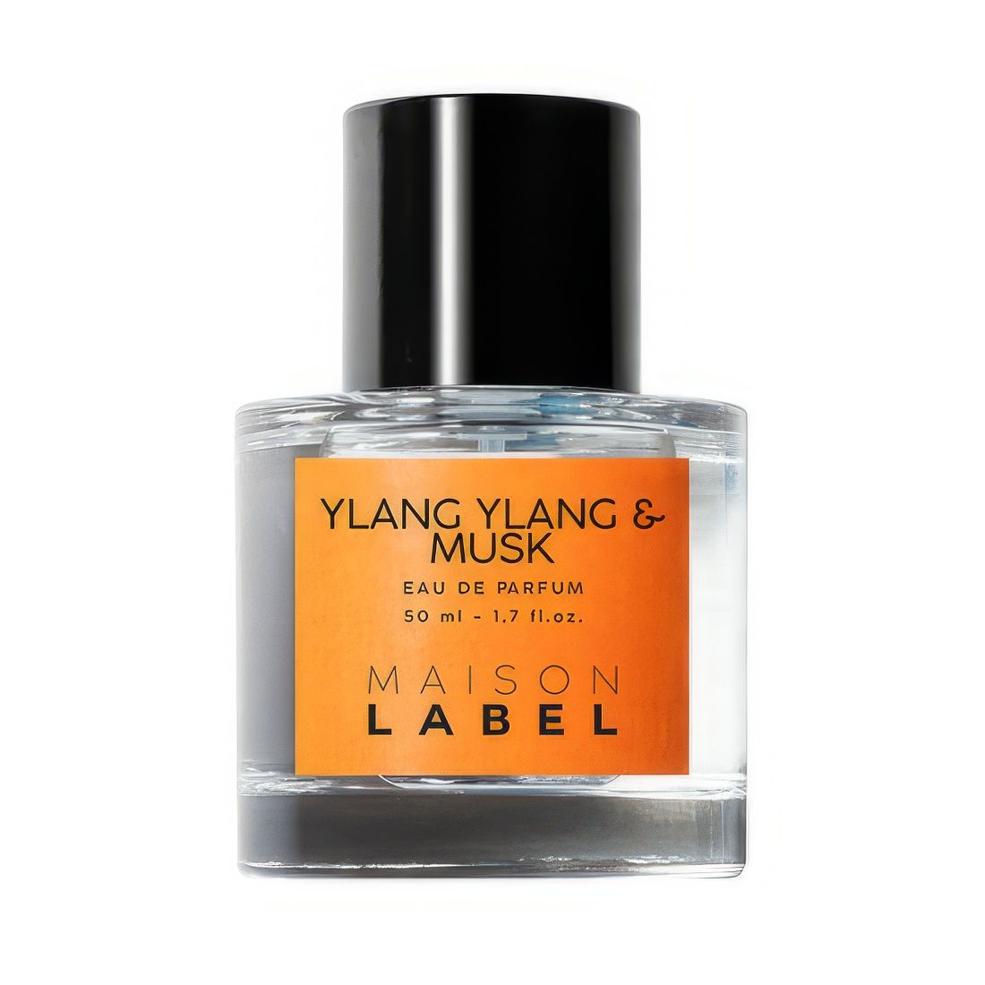 Flacon en verre avec bouchon noir. Étiquette orange avec texte: Ylang Ylang & Musk, Eau de Parfum, Maison Label.