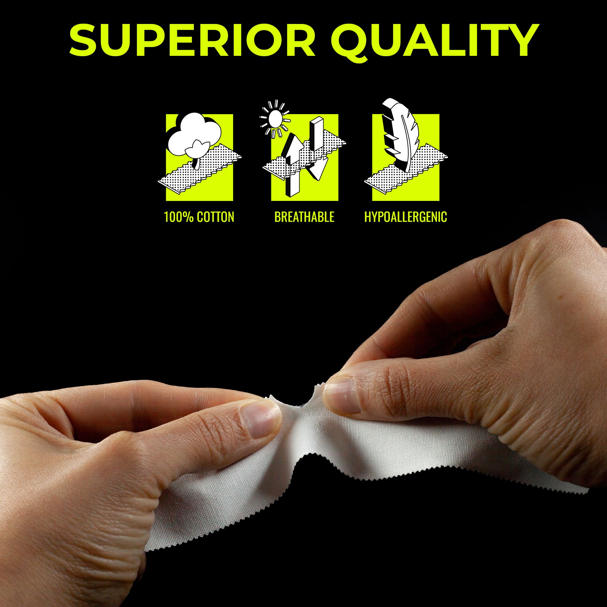 Een rol wit sporttape met iconen voor 100% katoen, ademend en hypoallergeen.