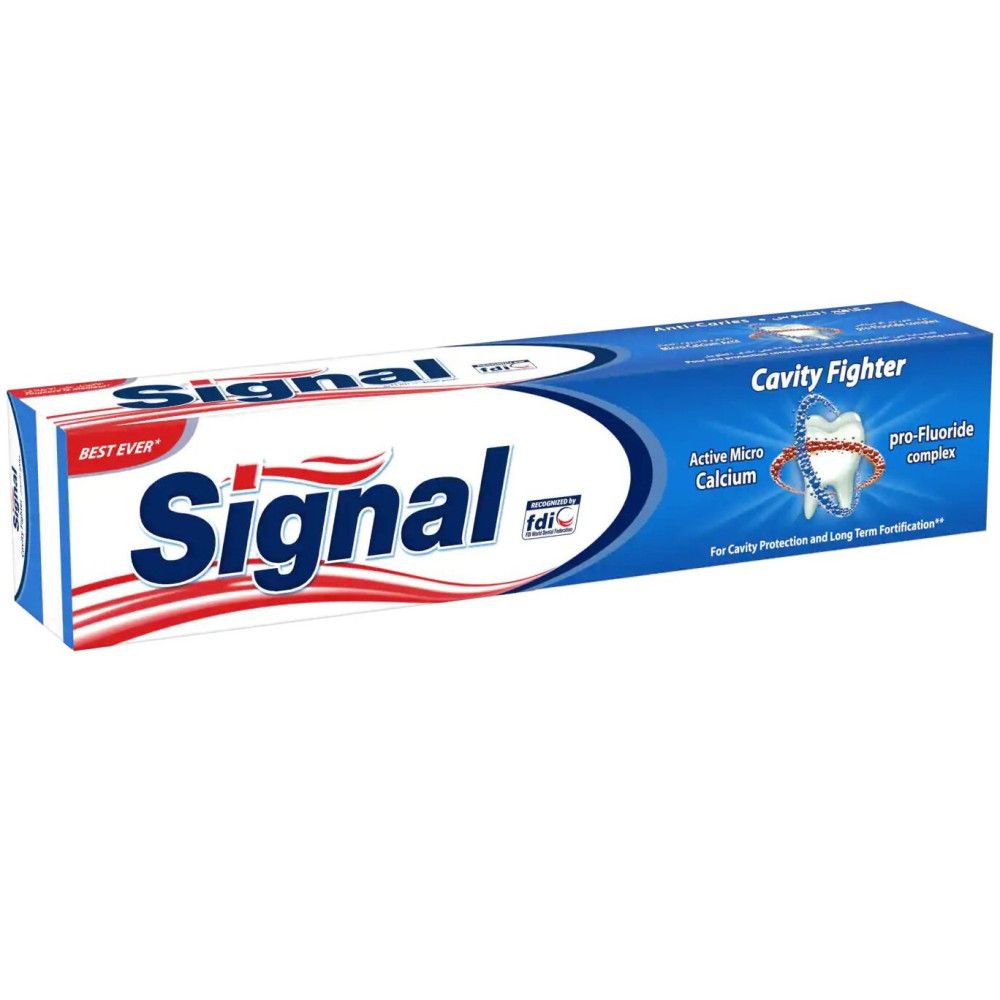 Tube de dentifrice Signal Cavity Fighter, bleu et blanc. Contient du calcium micro-actif et un complexe pro-fluorure. Emballage rectangulaire.