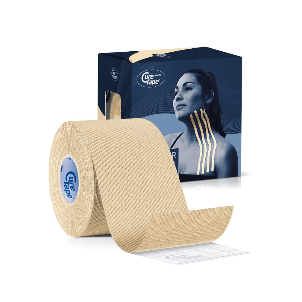 Rouleau de tape de kinésiologie beige avec boîte montrant une femme avec du tape appliqué sur le cou.