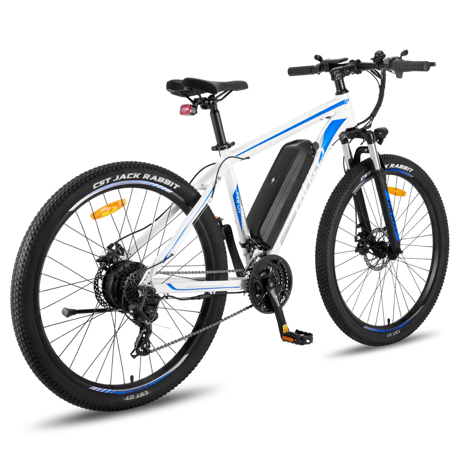 VTT électrique blanc avec accents bleus. Pneus, selle et guidon noirs. Batterie sur le cadre.