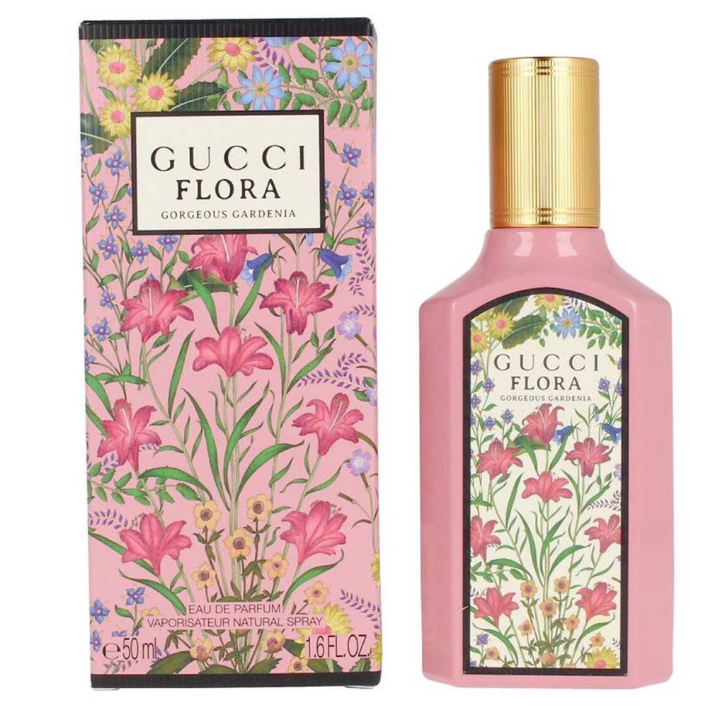 Flacon et emballage roses. Emballage avec motif floral et texte Gucci Flora Gorgeous Gardenia.