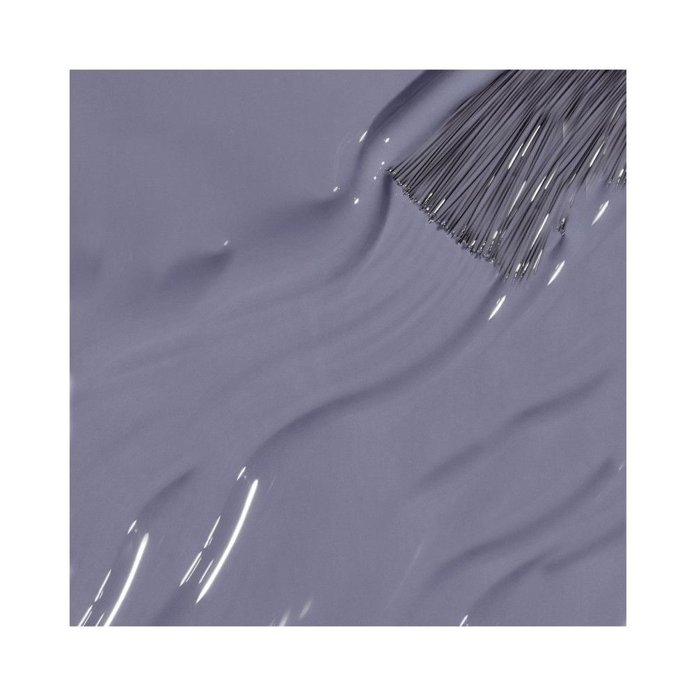 Vernis à ongles violet avec pinceau. Texture brillante, appliquée en vagues.