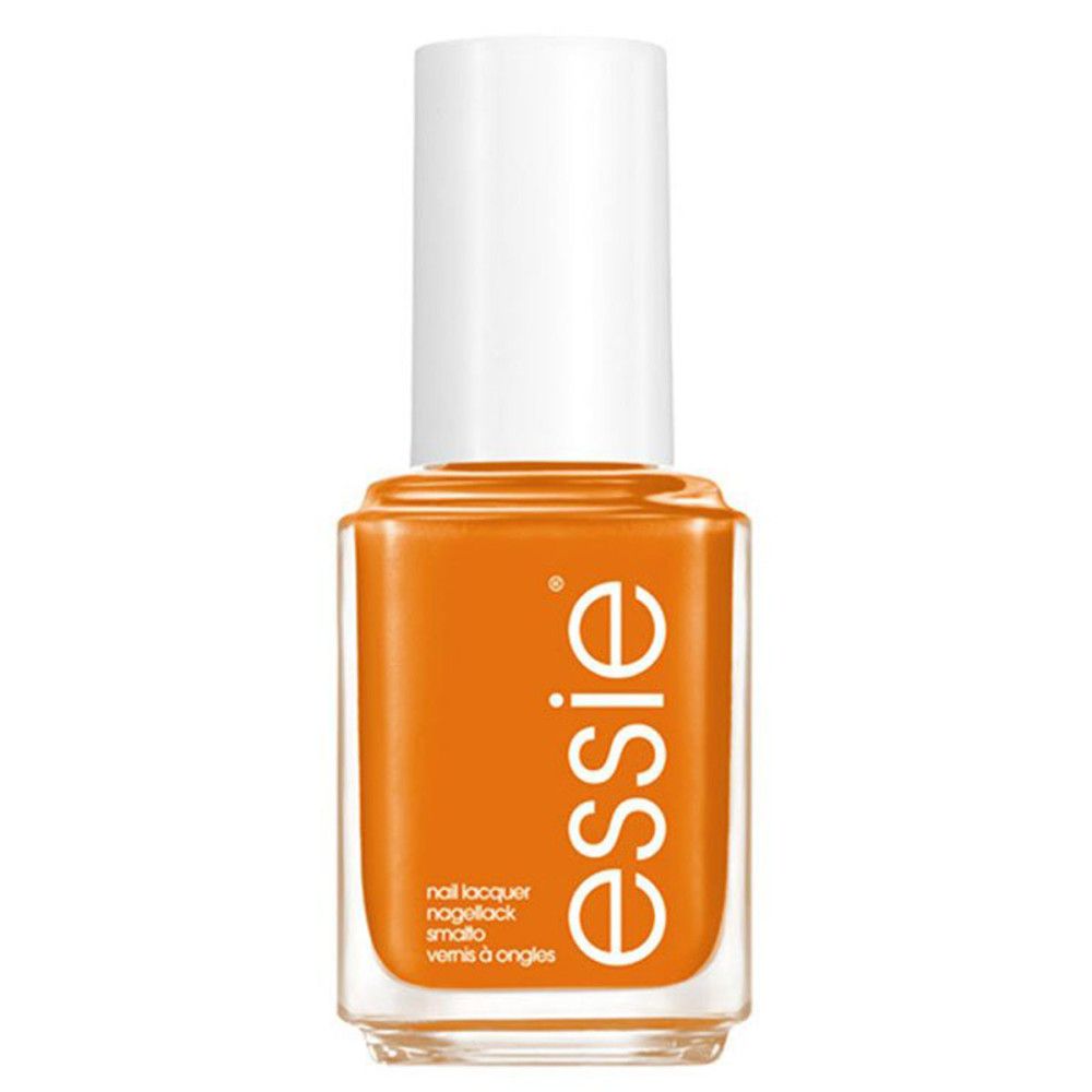 Essie nagellakfles. Oranje nagellak in een transparante fles met witte dop. Essie logo.