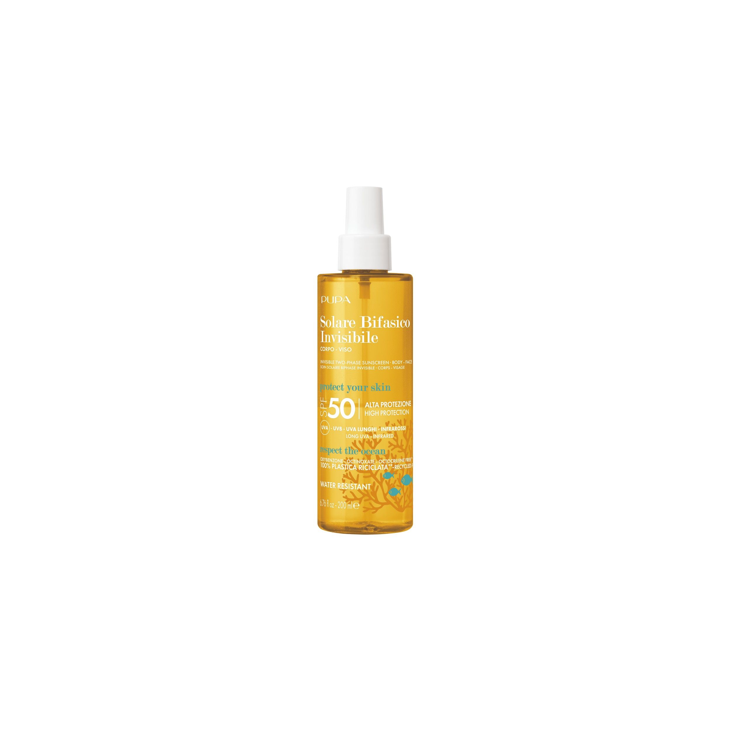 Zonnebrandcrème met SPF 50 in een transparante spuitfles.