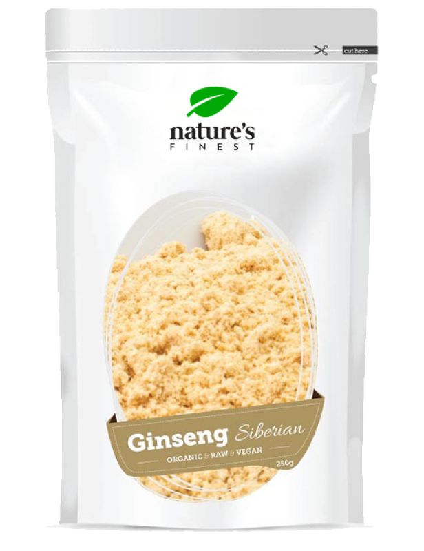 Sachet de poudre de ginseng. Visible : logo de la marque, nom du produit, labels "Bio", "Vegan".