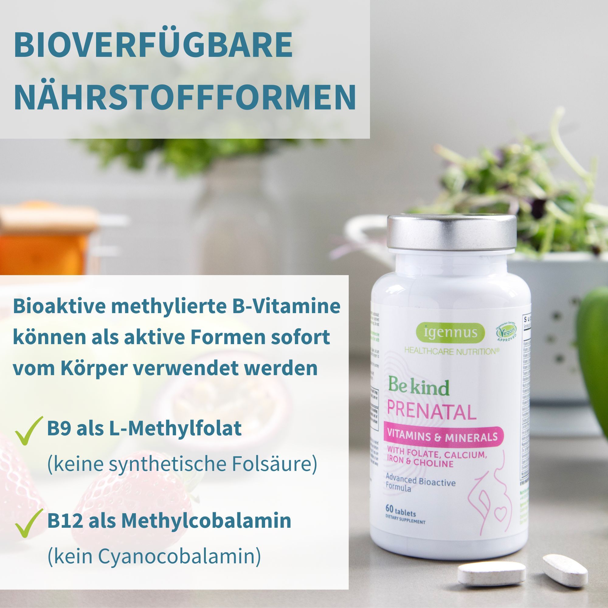 Bouteille de vitamines et minéraux prénatals Igennus Be Kind sur une table à côté d'une salade.