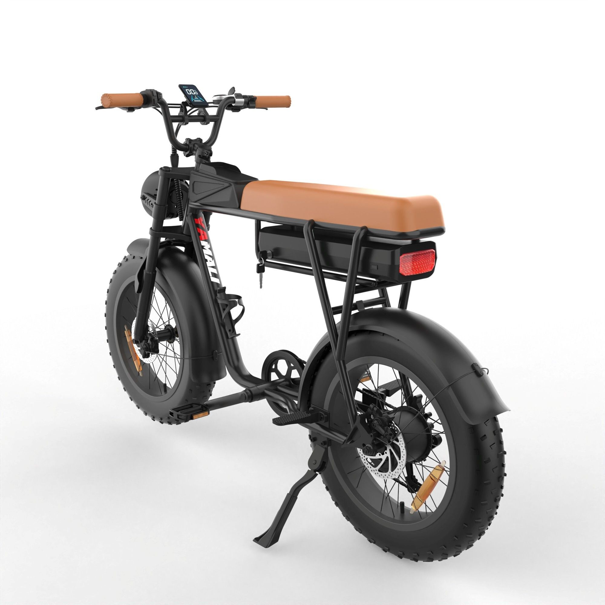 Zwarte e-bike met bruin zadel. Achteraanzicht, brede banden. YAMALI FXH-006.