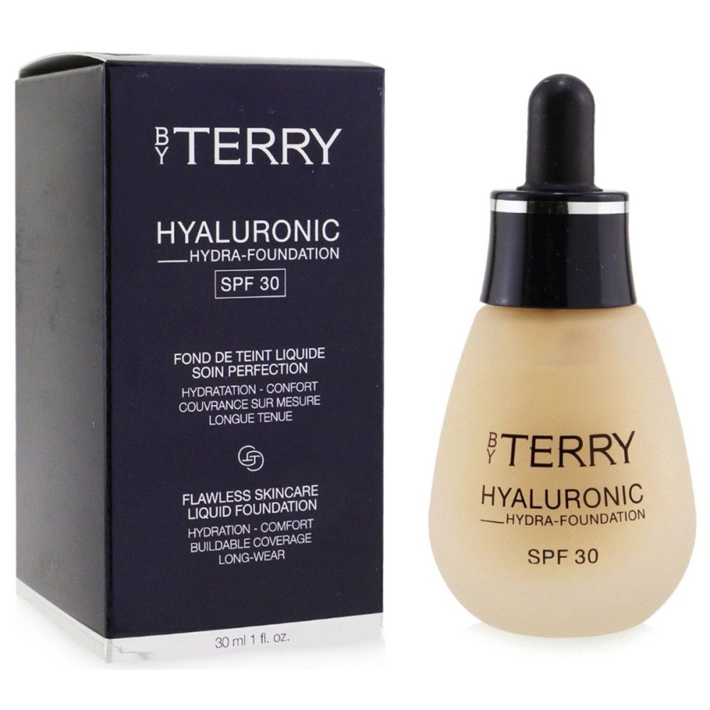 Vloeibare foundation met verpakking. Opschrift: BY TERRY, Hyaluronic Hydra-Foundation, SPF 30. 30 ml.