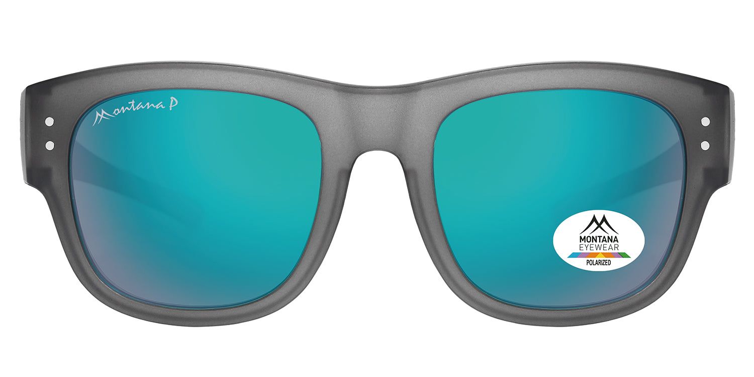 Lunettes de soleil grises avec verres bleus. Logo Montana Eyewear sur la monture. Autocollant polarisé. Forme rectangulaire.
