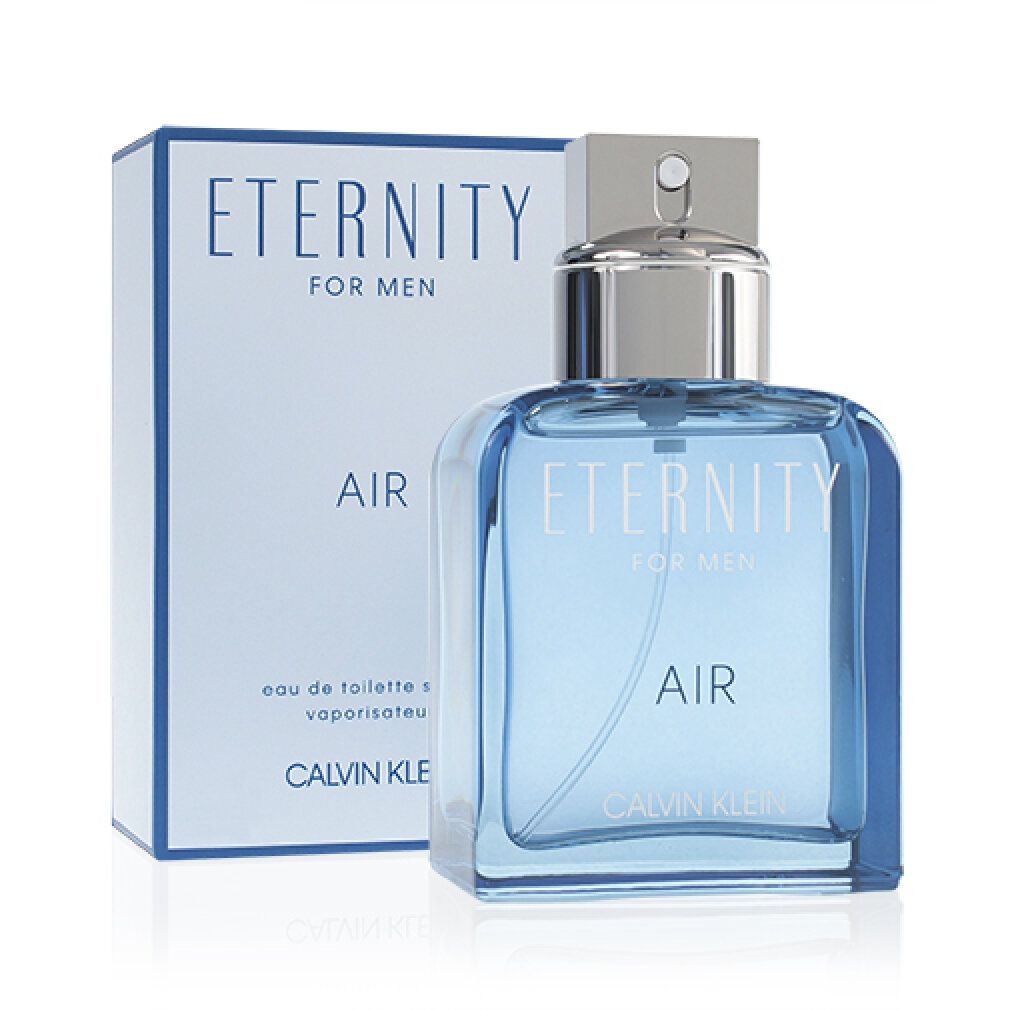 Flacon de parfum bleu clair avec bouchon argenté et emballage. Inscription : Eternity Air For Men, Calvin Klein.