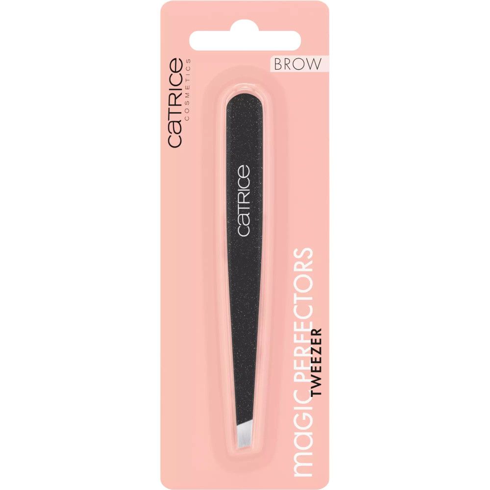 Zwarte pincet in roze verpakking. Opschrift: Catrice Cosmetics, Magic Perfectors Tweezer, BROW.
