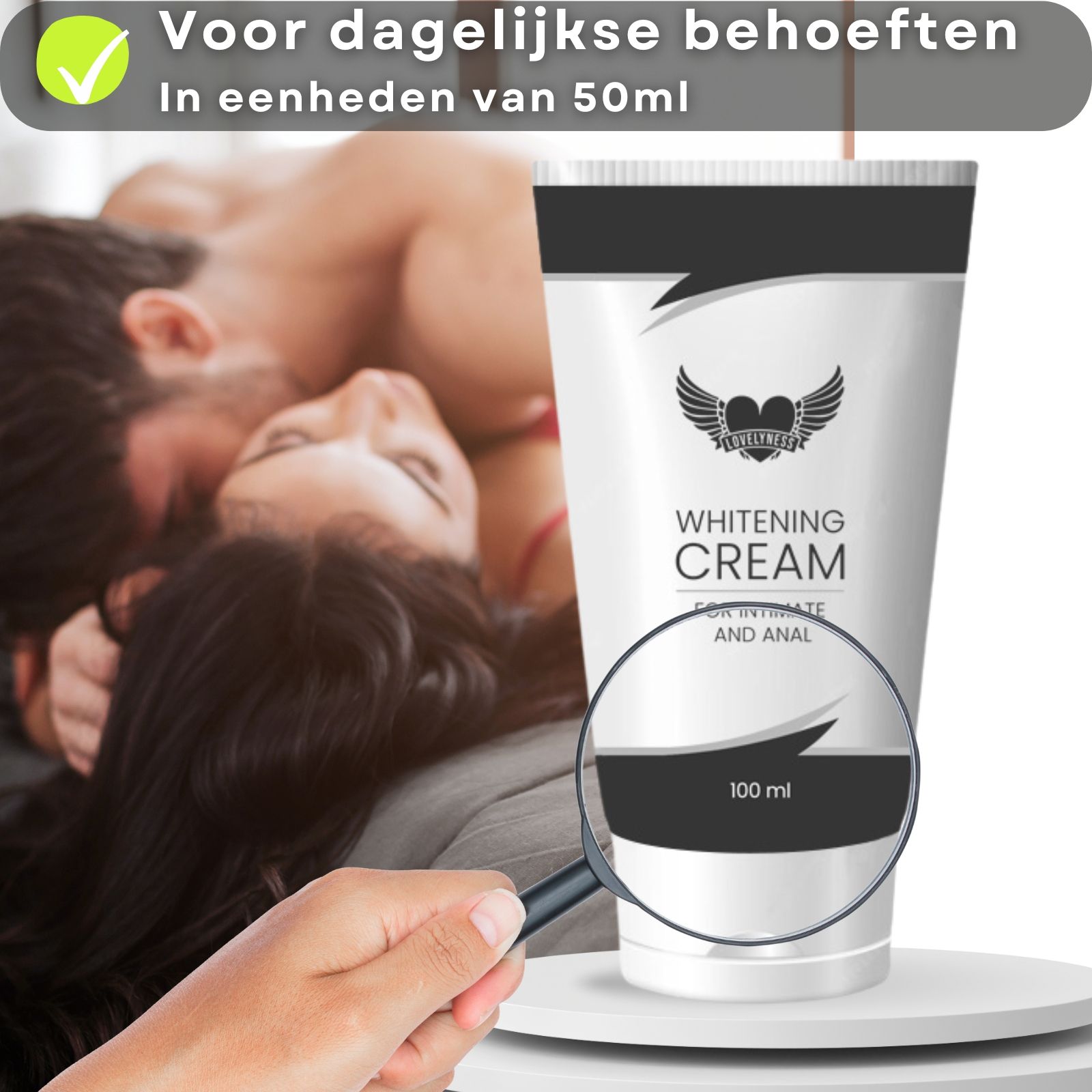 Crèmetube. Tekst: Whitening Cream, voor intiem en anaal. 100 ml. Vergrootglas. Achtergrond: paar. Tekst: Voor dagelijkse behoeften.