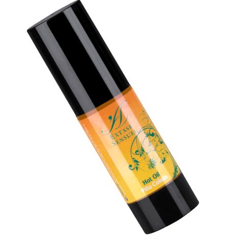 Fles met Hot Oil Pina Colada, merk Extase Sensuel, schuin weergegeven.
