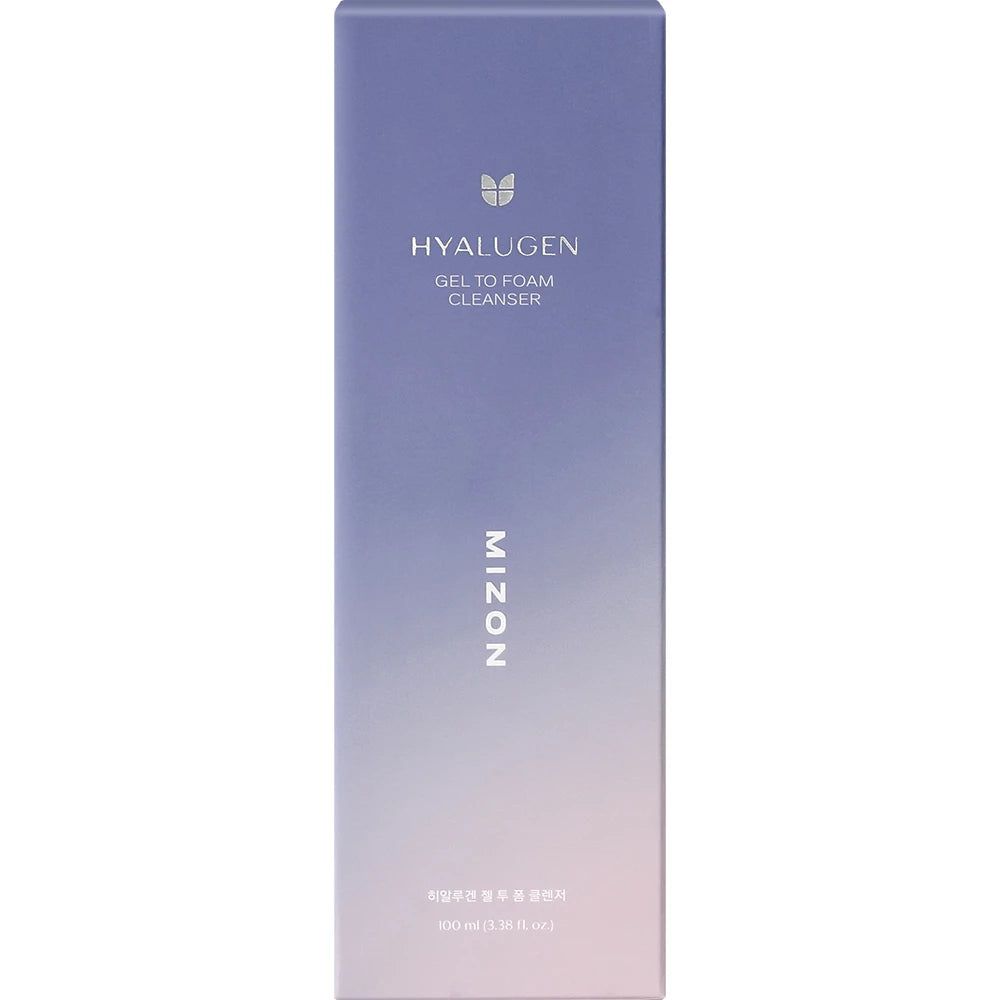 Emballage dégradé violet-bleu. Inscription HYALUGEN, GEL TO FOAM CLEANSER, MIZON. Nom du produit et volume.