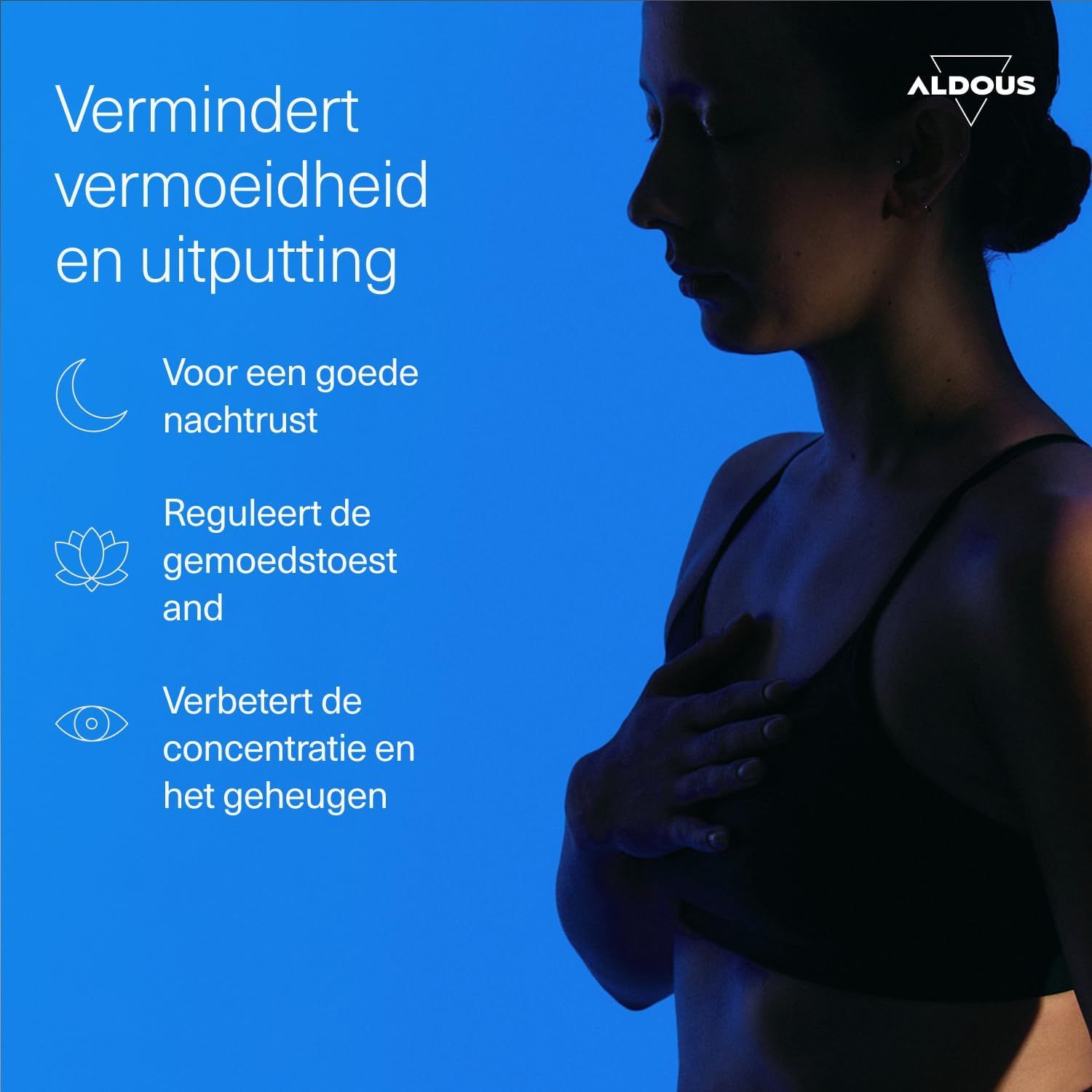 Vrouw met hand op borst voor blauwe achtergrond met tekst over vermoeidheid en concentratie.