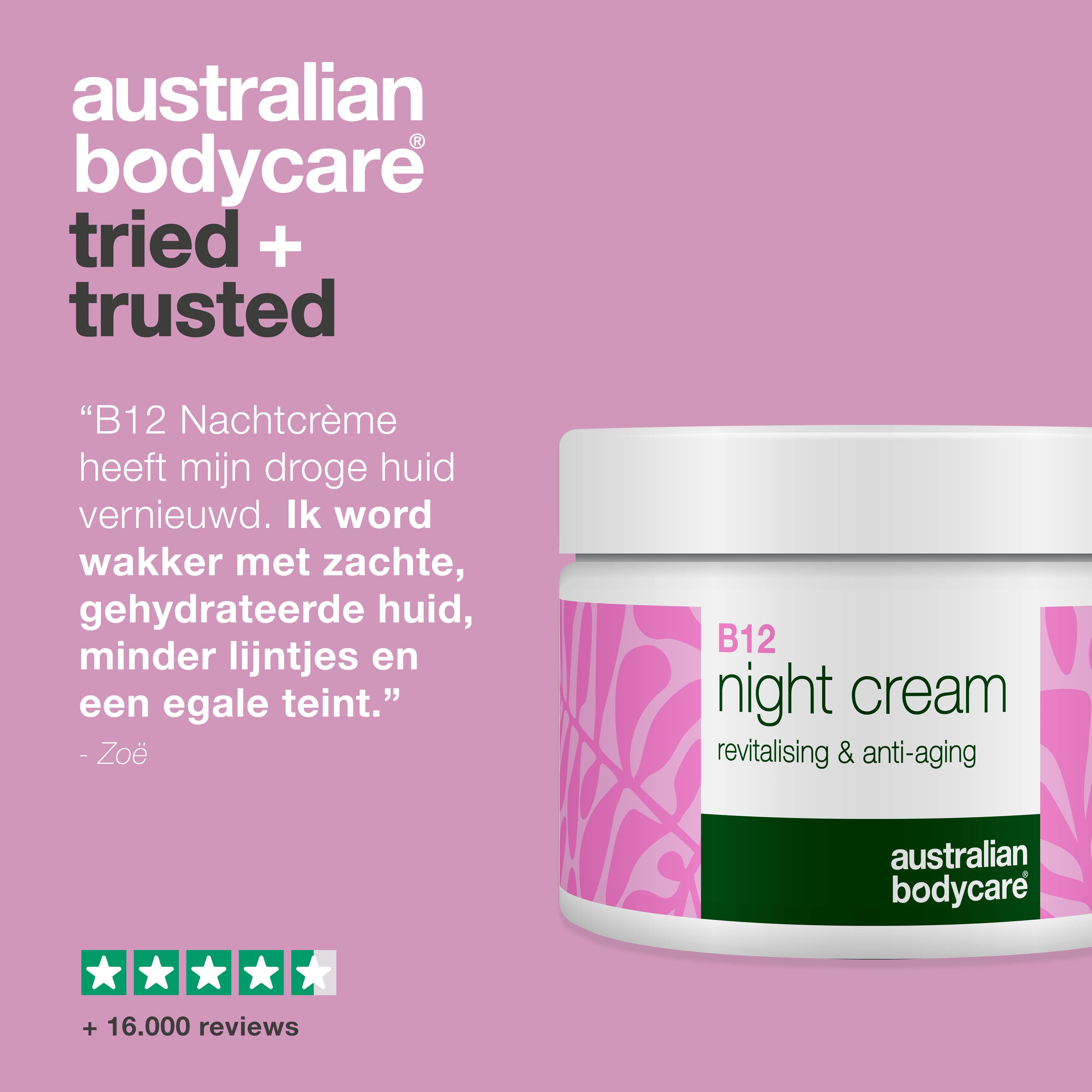 Pot B12 nachtcrème. Tekst: B12 night cream, revitalising & anti-aging. Tekst: B12 Nachtcrème heeft mijn droge huid vernieuwd.