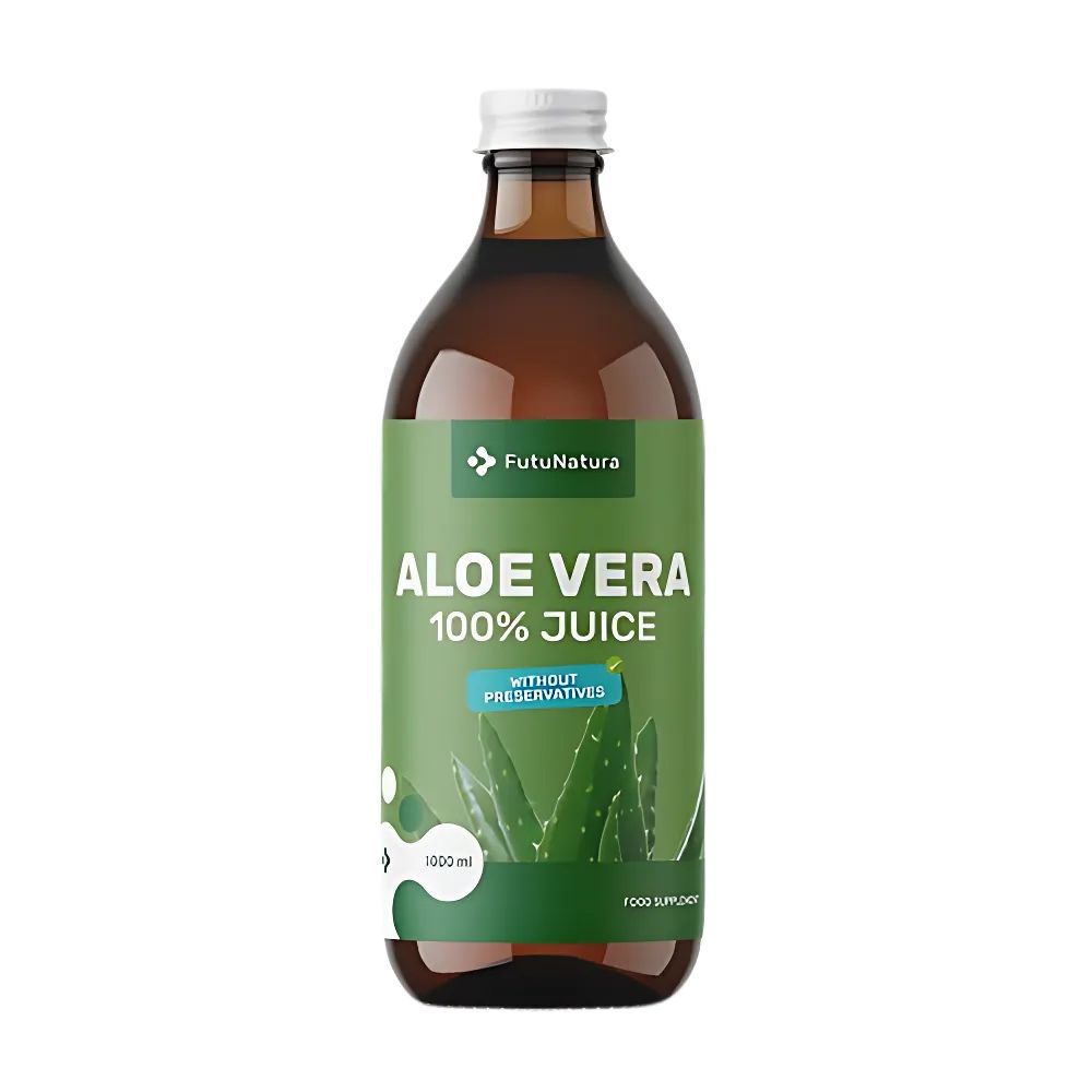 Bruine glazen fles met groen etiket. Opschrift: Aloe Vera 100% Juice, zonder conserveringsmiddelen. Witte dop.