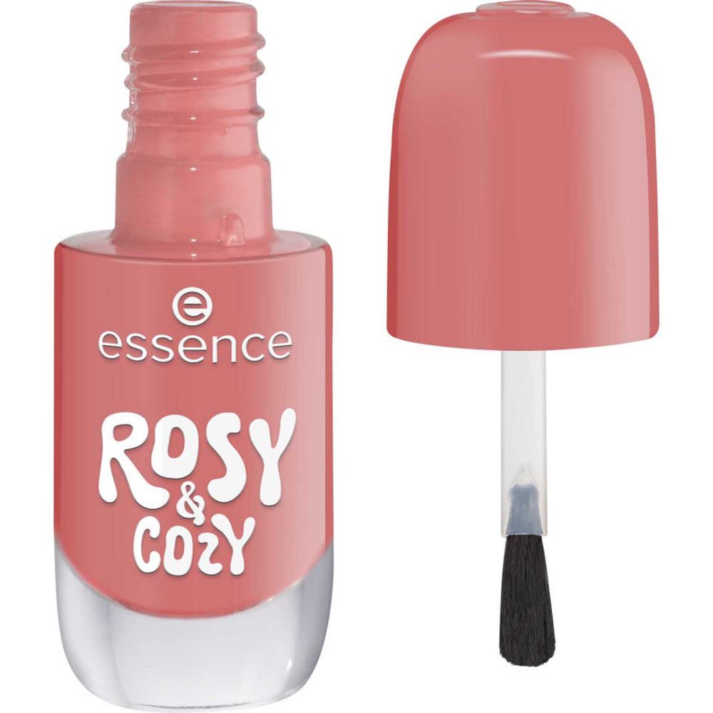 Flacon de vernis à ongles ouvert avec pinceau. Vernis rose avec l'inscription "Rosy & Cozy". Marque : Essence.